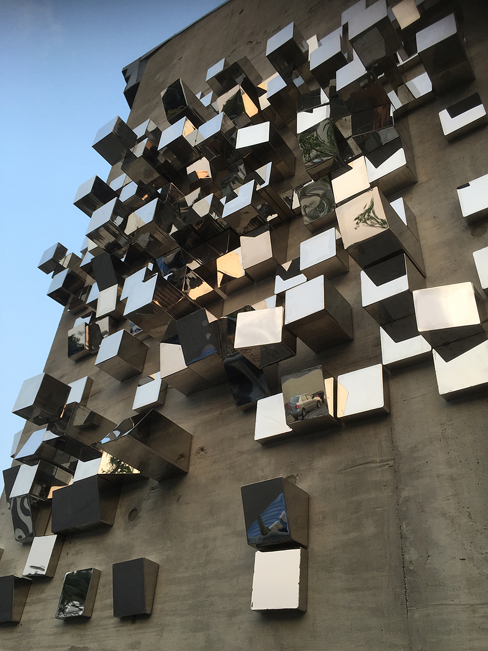 CUBE